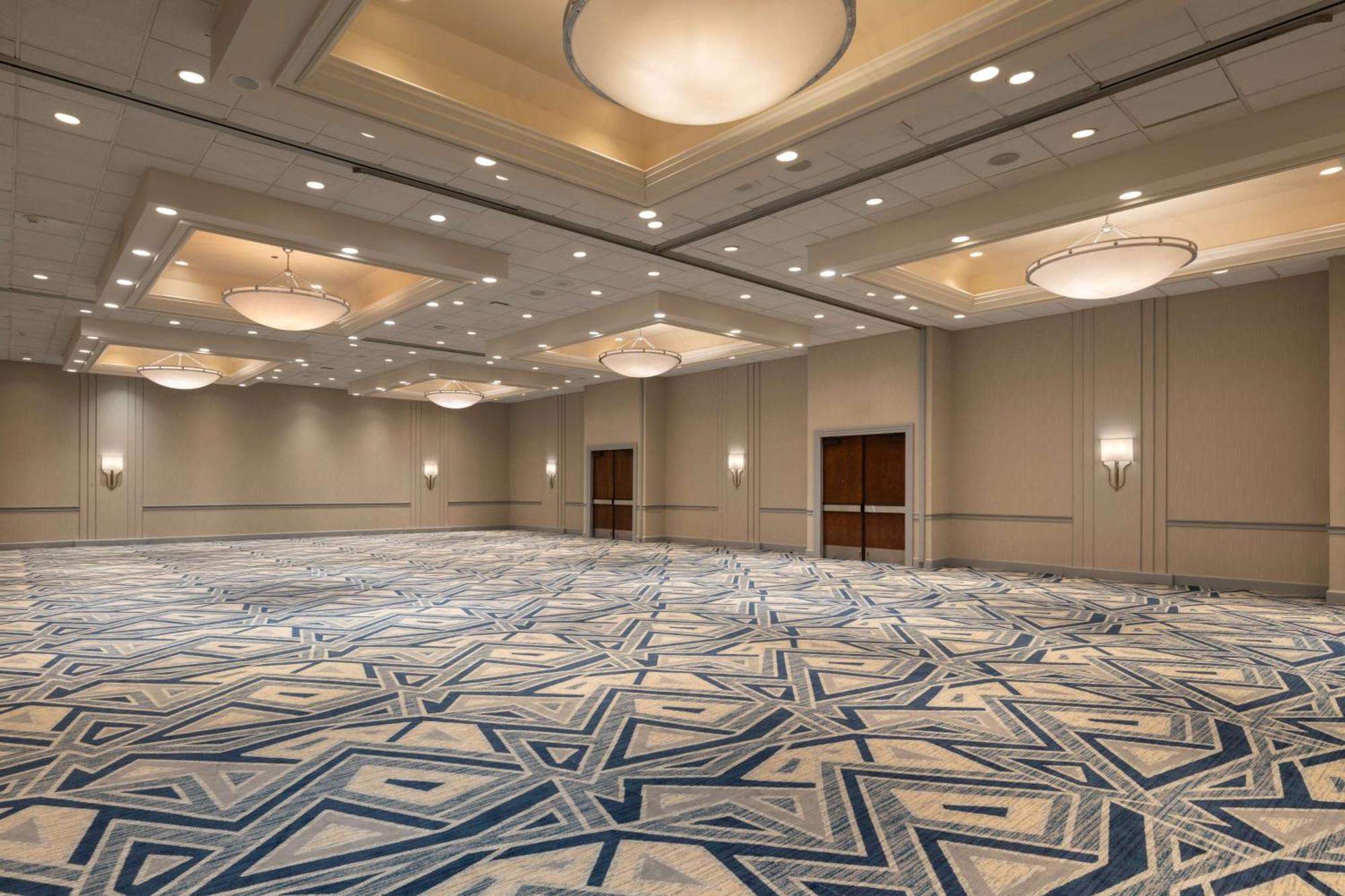Hilton Near Duke University Hotel 3*